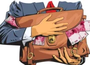 Bupati Fawait Tersenyum Saat Ditanya Soal Laporan Wakilnya ke KPK