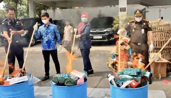 Pemusnahan Barang Bukti di Semarang Capai Puluhan Ribu Obat Ilegal dan Miras