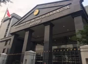 Korupsi Energi: Para Terdakwa Masih Aktif di BUMN Meski Jalani Sidang