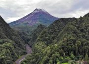 Bareskrim Ungkap Tambang Ilegal di Lereng Merapi, 6 Alat Berat Disita