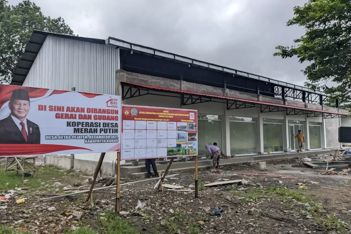 Pembangunan gedung koperasi merah putih di kudus.