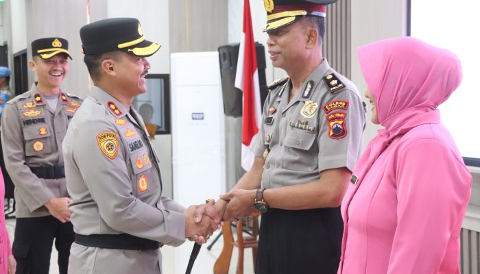 Di Hadapan Jajaran, AKBP Samel Tekankan Tanggung Jawab Moral Penerima Pangkat Pengabdian