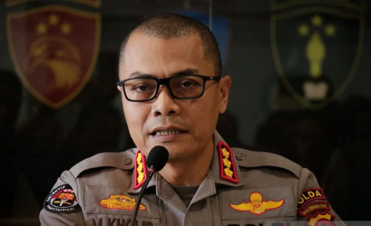 Kabid Humas Polda NTB Kombes Pol. Mohammad Kholid memberikan keterangan pers terkait penindakan terhadap eks Kasatresnarkoba Polres Bima Kota AKP Malaungi dalam kasus dugaan narkoba.