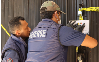 Tim penyidik Polda Jateng melakukan penggeledahan di Kantor Administrasi Koperasi Bahana Lintas Nusantara (BLN), Jalan Fatmawati No. 188, Blotongan, Sidorejo, Kota Salatiga.
