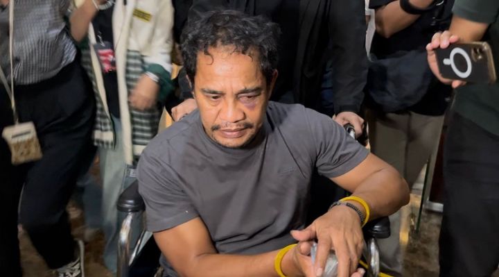 Bandar narkoba Abdul Hamid alias Boy saat tiba di Gedung Bareskrim Polri, Jakarta, setelah ditangkap petugas terkait kasus peredaran narkoba.