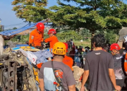 Truk Oleng Picu Kecelakaan Beruntun di Wonosobo, Dua Tewas dan Tiga Luka